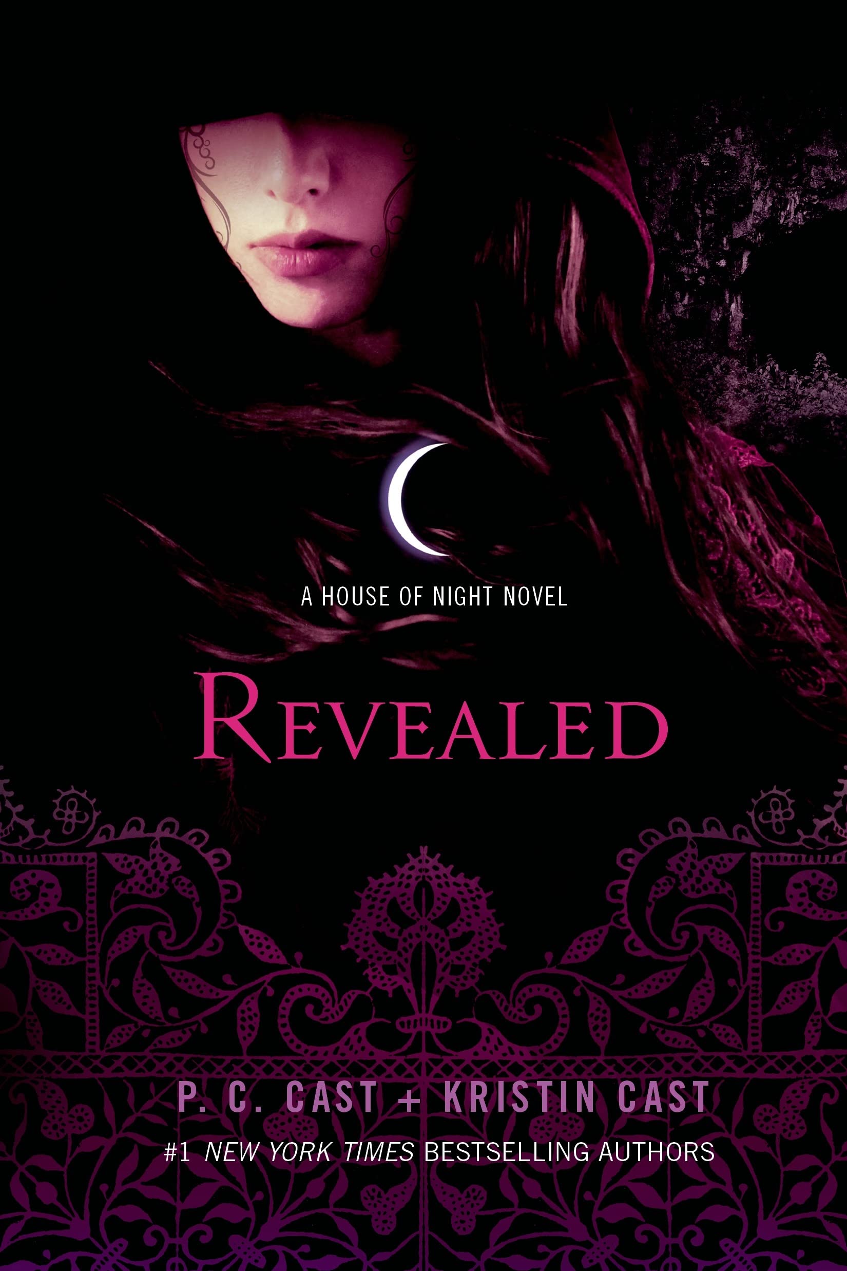 Revealed: A House of Night Novel (House of Night Novels, 11) [Paperback] Cast, P. C. and Cast, Kristin