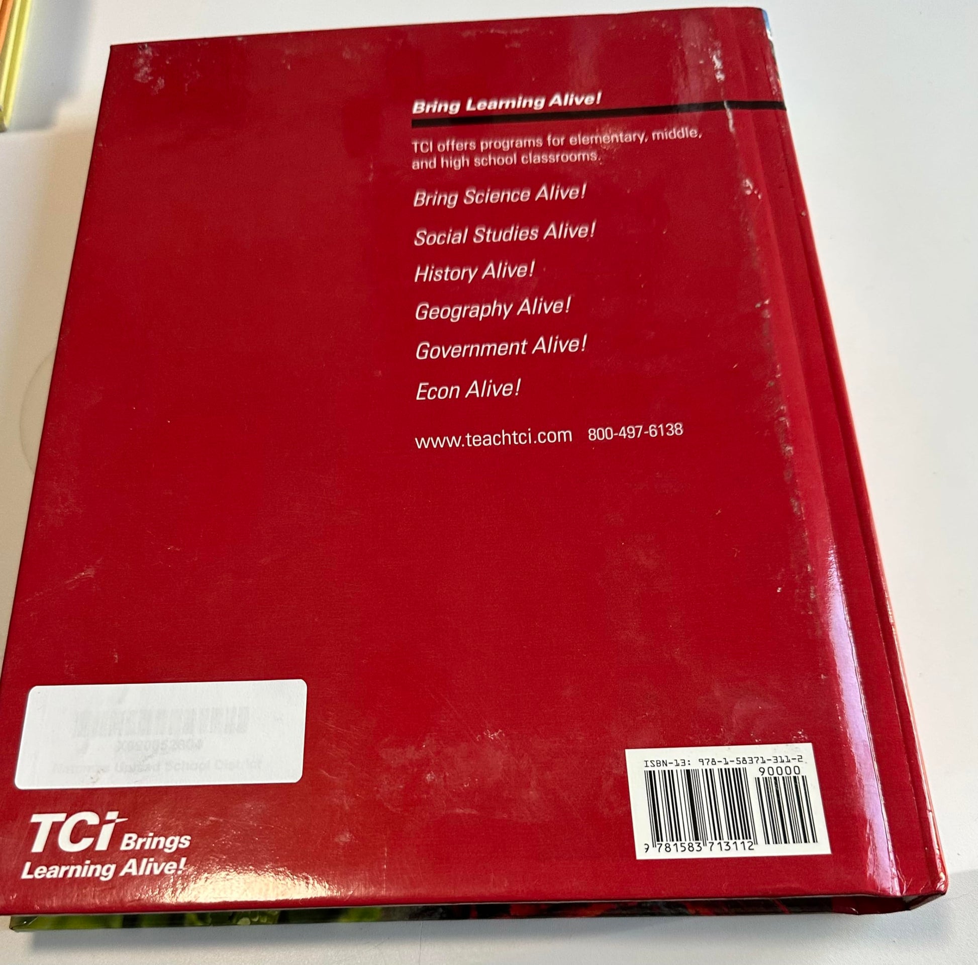 Bring Science Alive! 7th Grade Integrated Science Textbook, 100% NGSS [Textbook Binding] Sarah Martin